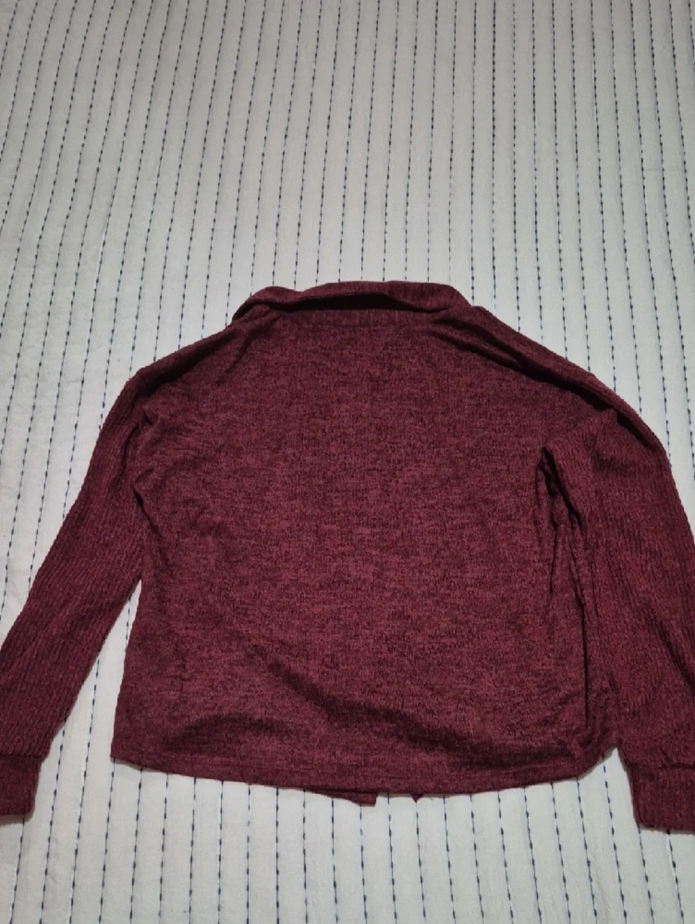 πΌFree w/purchase - Maroon Knit Button-Up Sweater Top - Picture 5 of 5